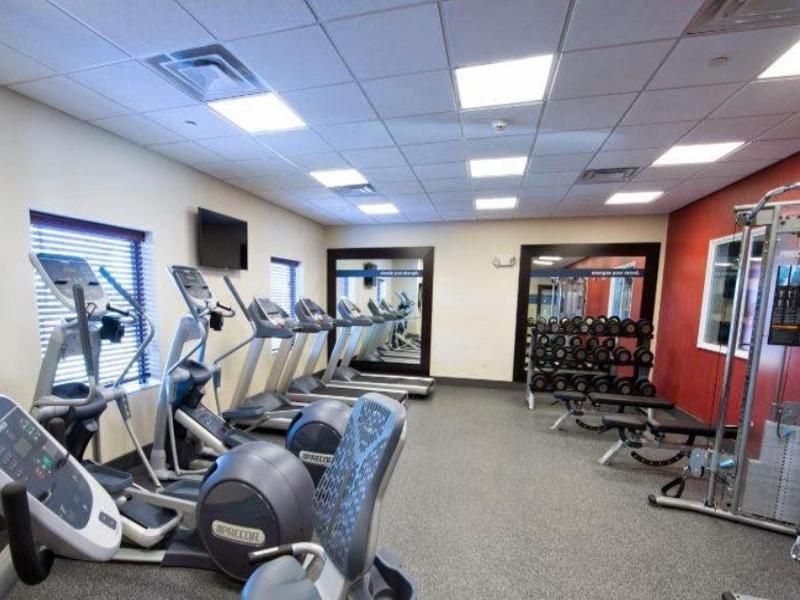 Hampton Inn & Suites Bismarck Northwest Экстерьер фото
